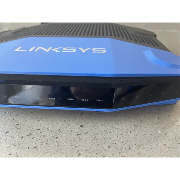 *READ* Linksys WRT1900AC V2 1300 Mbps 4 Port Dual-Band Wi-Fi Router PARTS ONLY - Picture 4 of 12